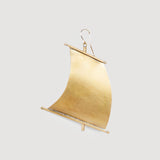 Pendiente de vela de barco largo